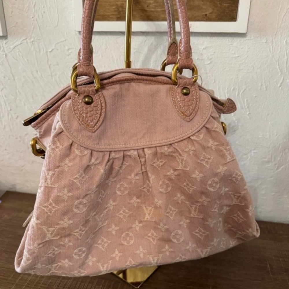 Louis Vuitton Neo Cabby Pink Denim Handbag